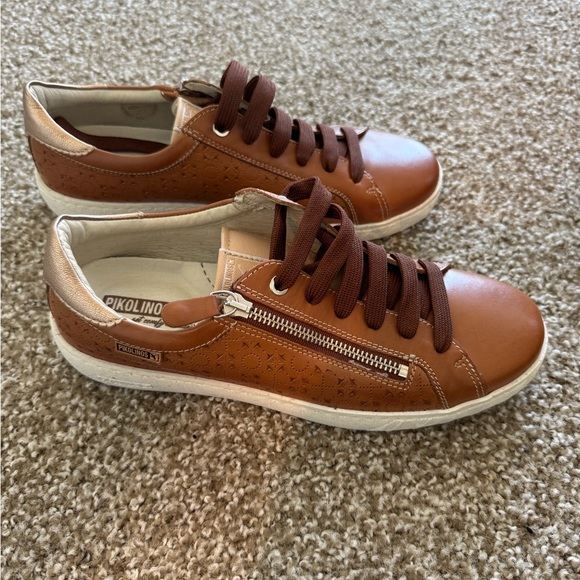 Pinkalinos Lanzarote Women’s Leather Sneakers - Picture 9 of 15